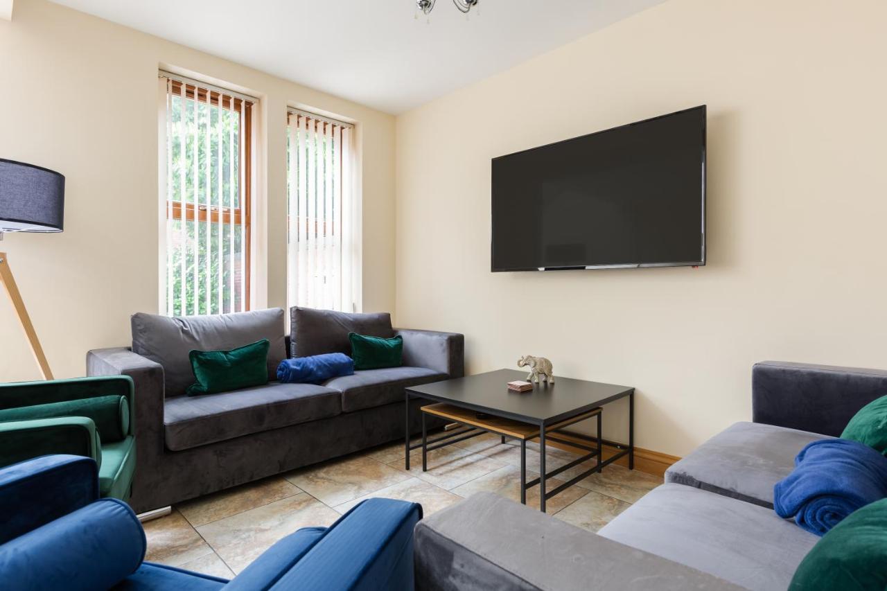 Albert - 5 Bedrooms Sleeps 11 Parking Wi-Fi Contractors Preston  Dış mekan fotoğraf